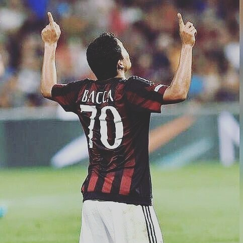 世界杯直播-巴卡18球保持米兰单赛季意甲进球纪录|AC米兰|拉斐尔-巴卡|意甲联赛|ac米兰|球员_新浪体育_新浪新闻